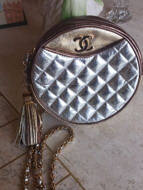 Old Vintage late 70's,80,81, Chanel Accessories Bag,has wear,see Description